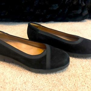 CLARKS Black Suede Comfort Flats 9W